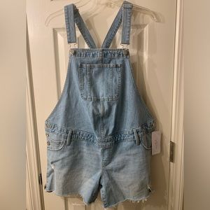 Isabel Maternity by Ingrid & Isabel Shortalls Maternity Jean Shorts Size 8